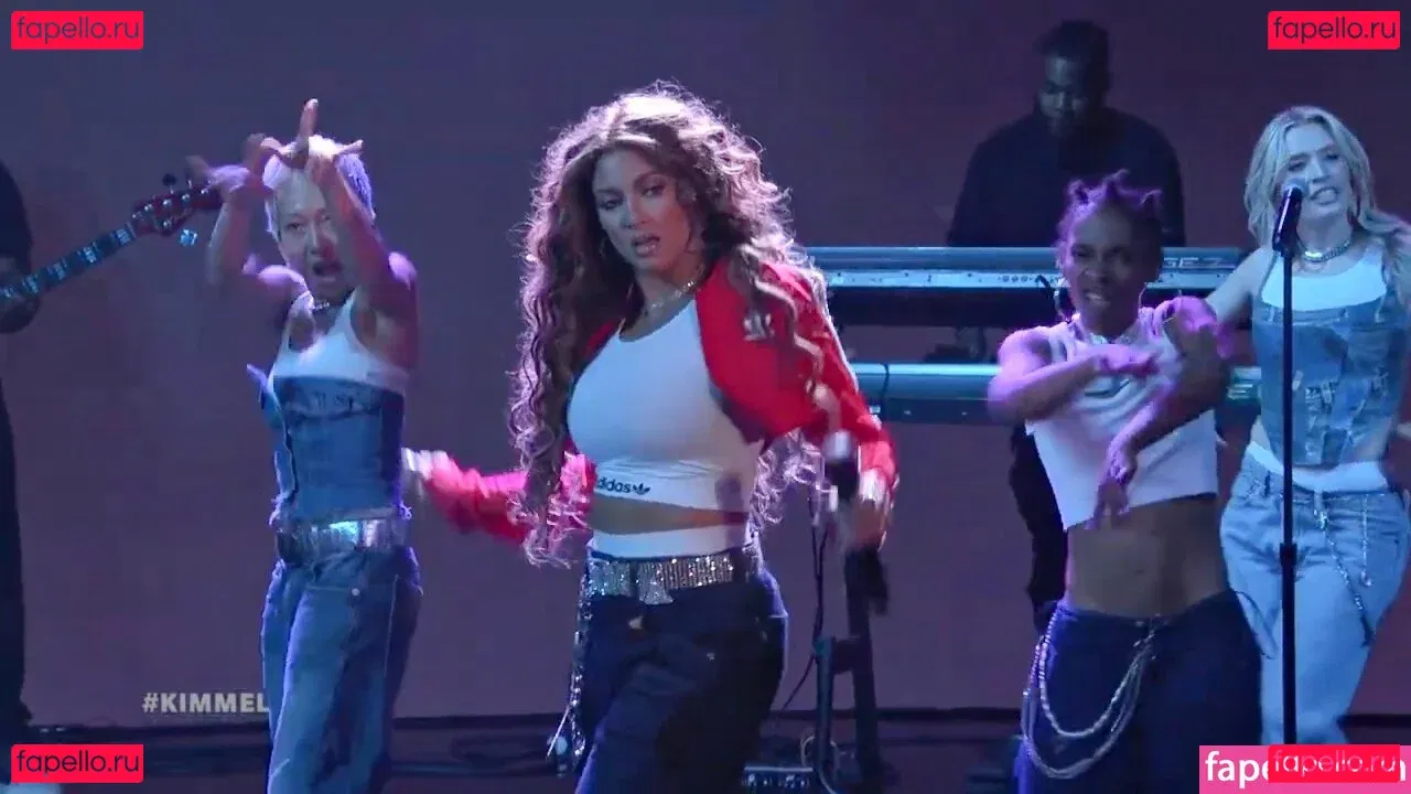 Tori Kelly Onlyfans Photo Gallery 