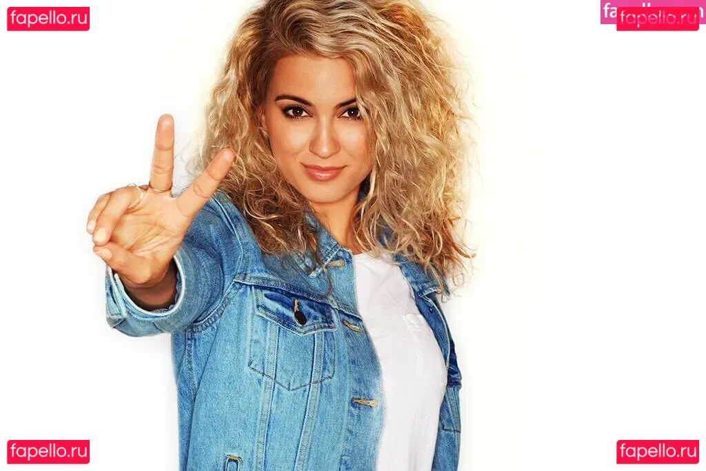 Tori Kelly Onlyfans Photo Gallery 