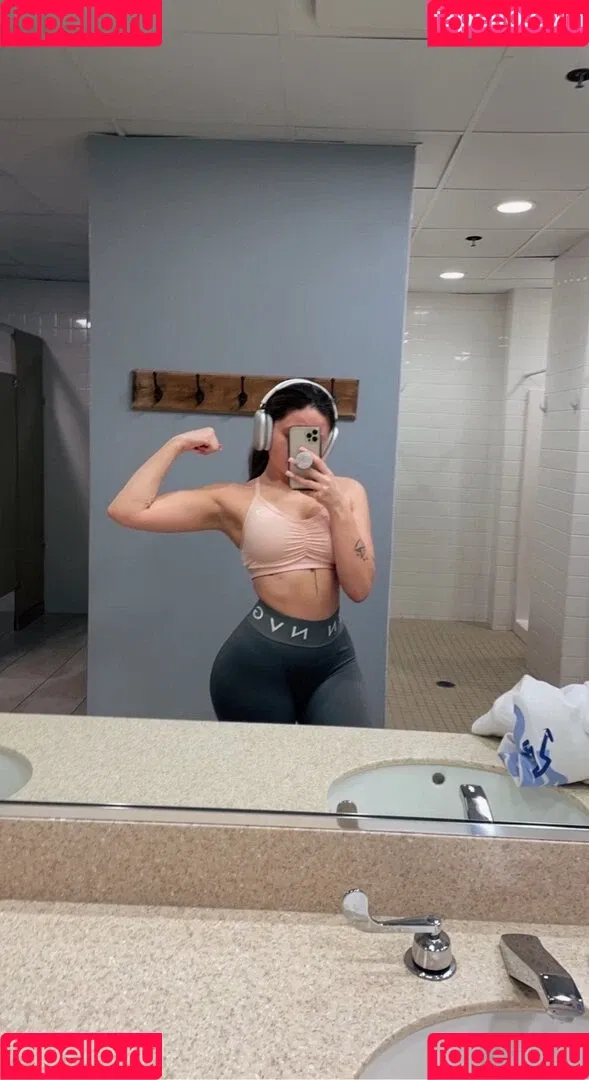 Elizabeth Grace Onlyfans Photo Gallery 