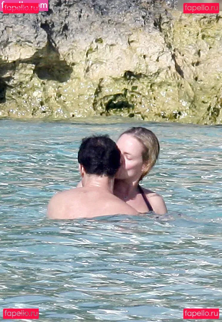 Uma Thurman Onlyfans Photo Gallery 