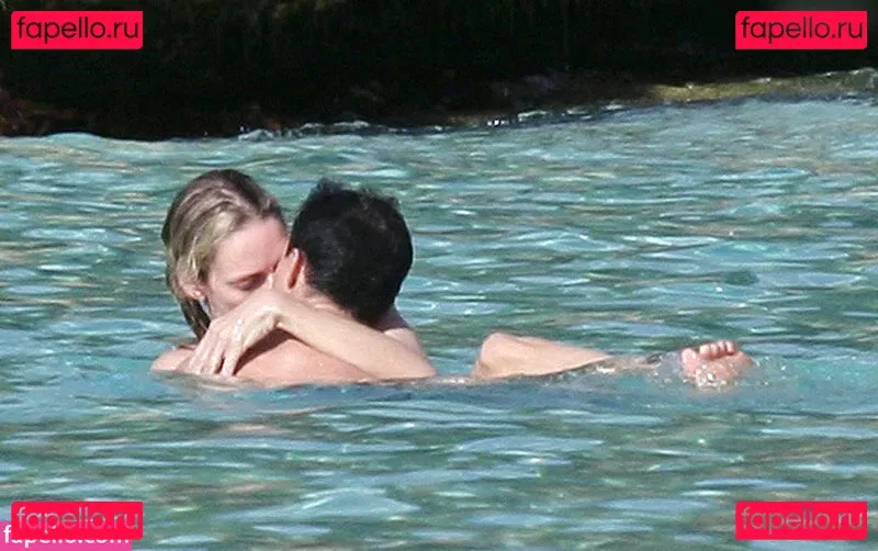 Uma Thurman Onlyfans Photo Gallery 