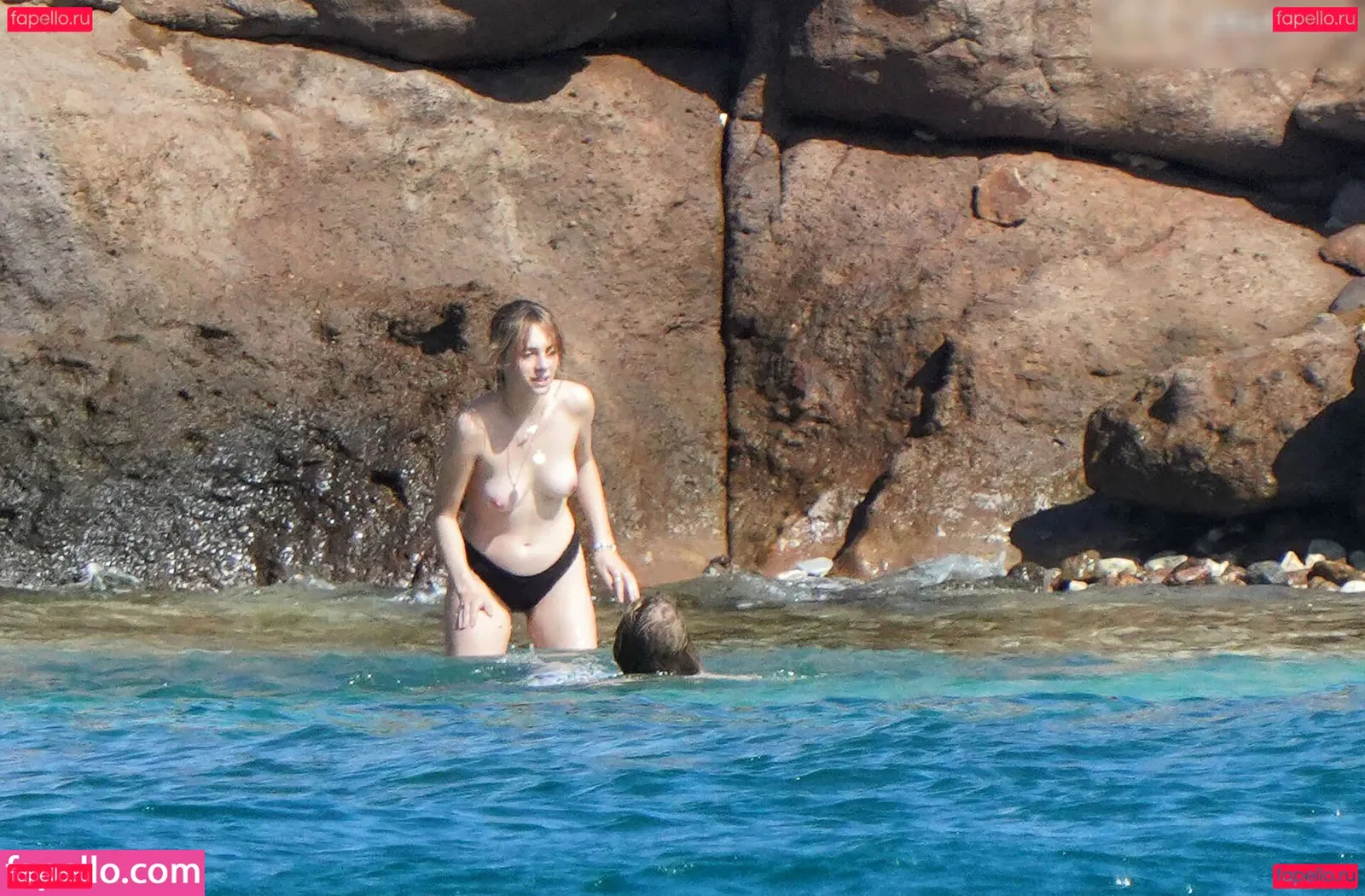 Uma Thurman Onlyfans Photo Gallery 