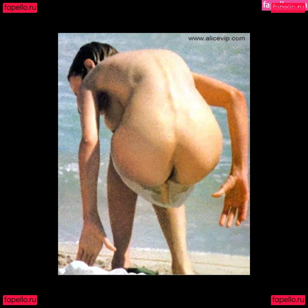 Uma Thurman Onlyfans Photo Gallery 