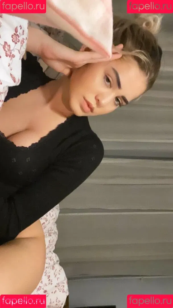 Indymendee_ Onlyfans Photo Gallery 