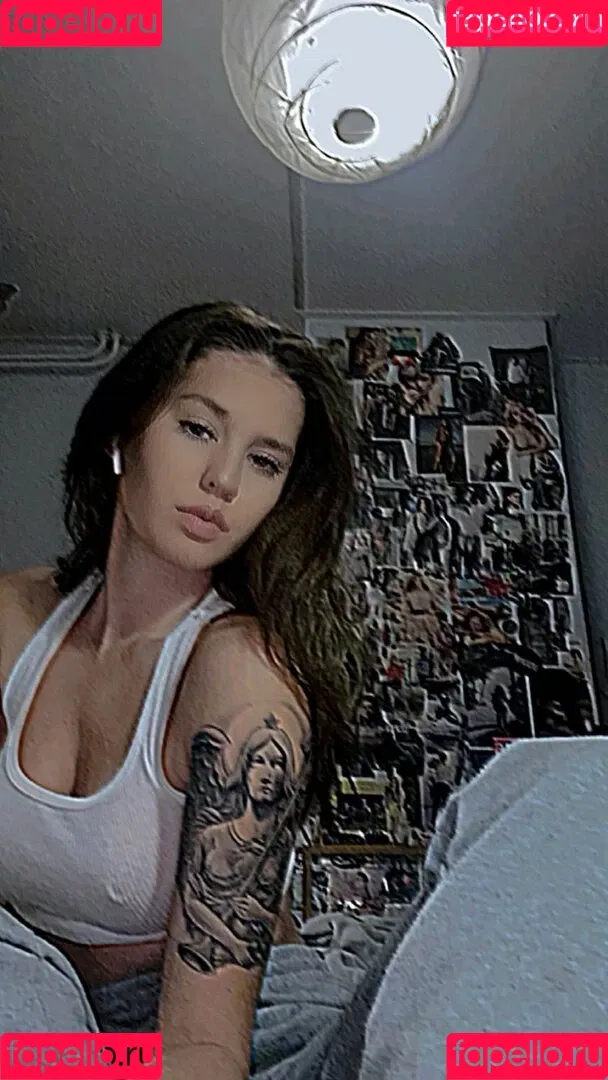 Indymendee_ Onlyfans Photo Gallery 