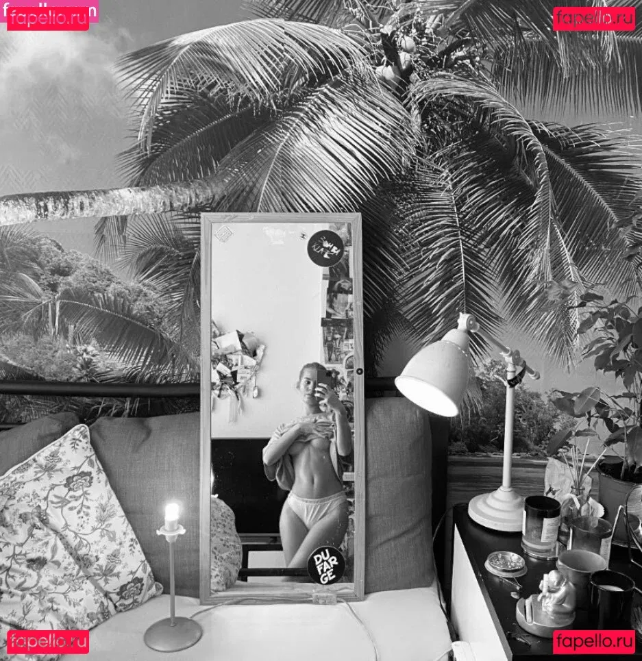 Indymendee_ Onlyfans Photo Gallery 