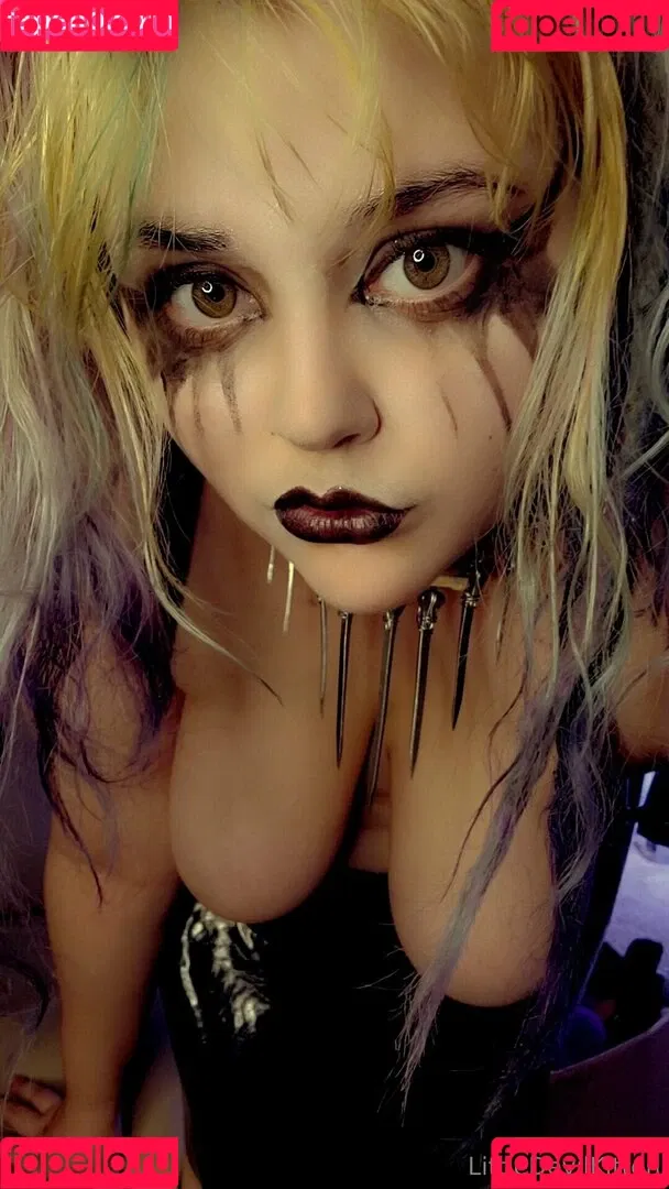 littledevilkitten Onlyfans Photo Gallery 