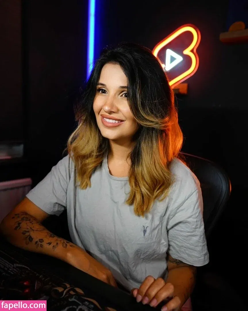 Cadaea Onlyfans Photo Gallery 