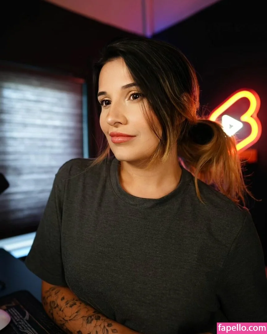 Cadaea Onlyfans Photo Gallery 