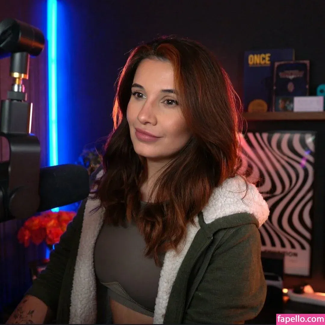 Cadaea Onlyfans Photo Gallery 