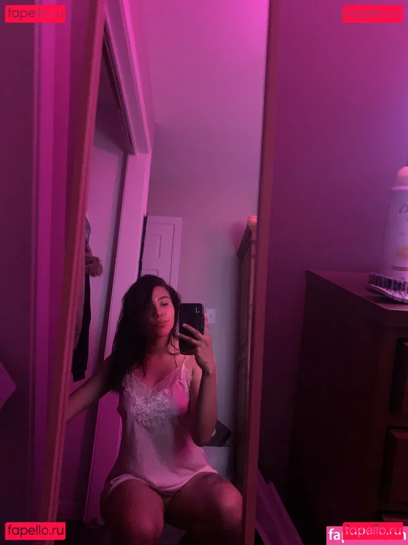 varbievi Onlyfans Photo Gallery 