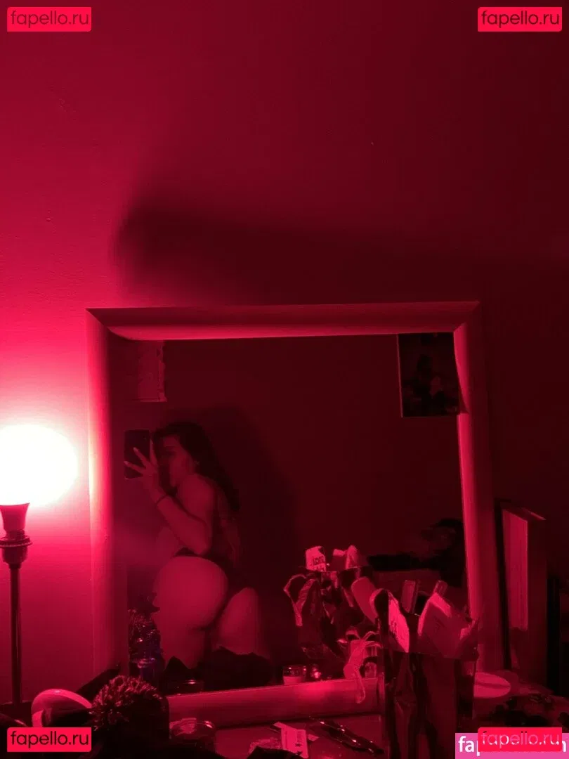 varbievi Onlyfans Photo Gallery 