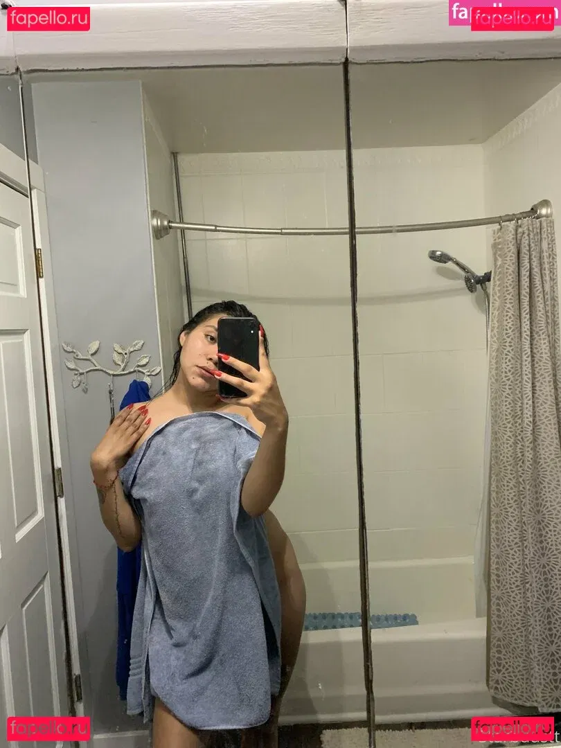 varbievi Onlyfans Photo Gallery 