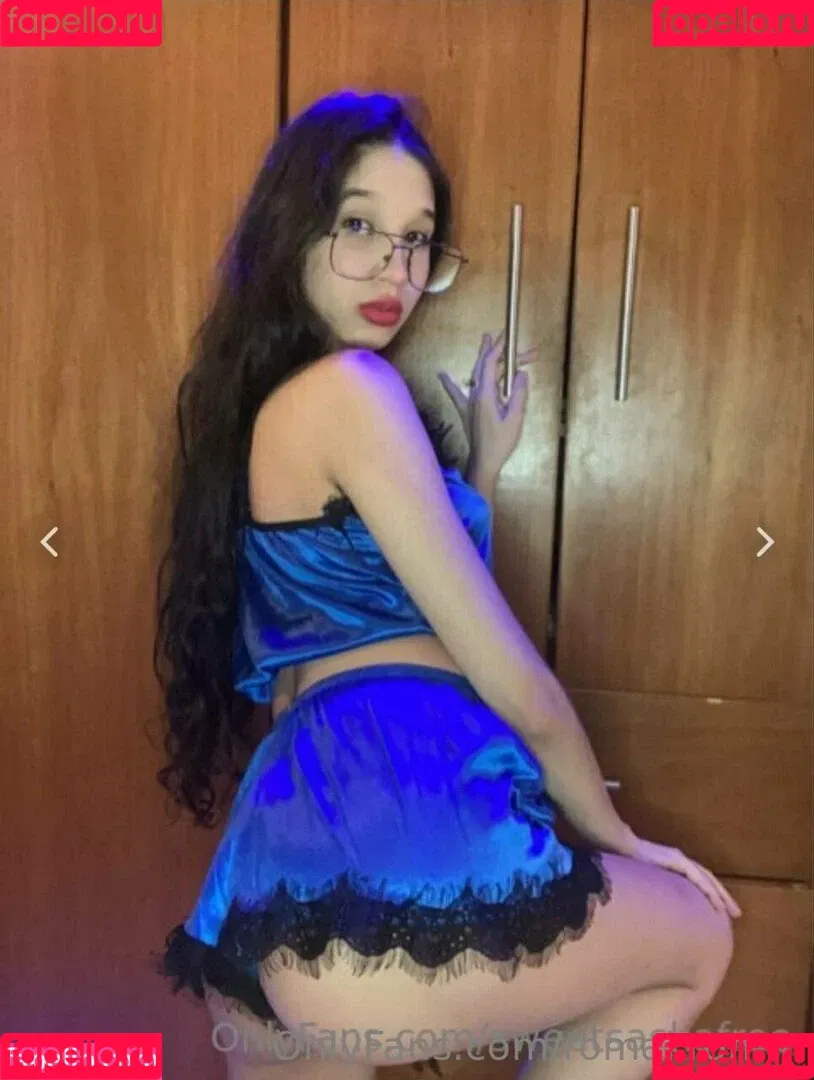 romakromm Onlyfans Photo Gallery 