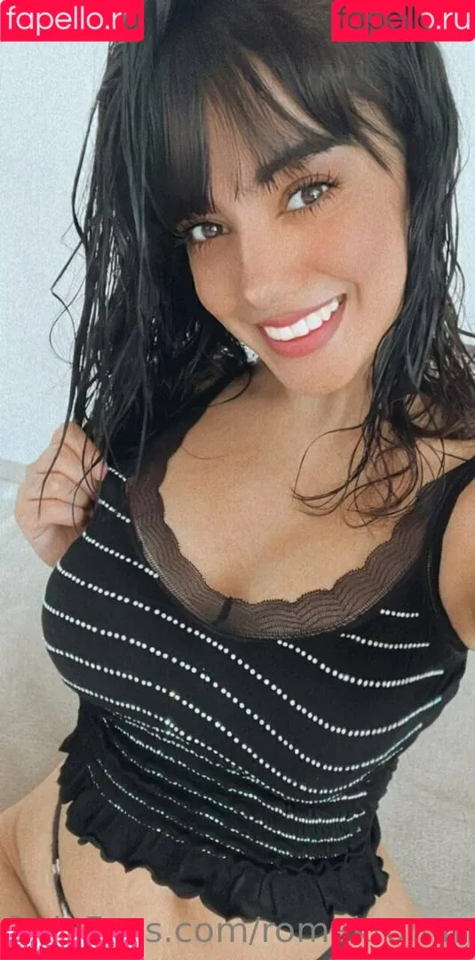 romakromm Onlyfans Photo Gallery 