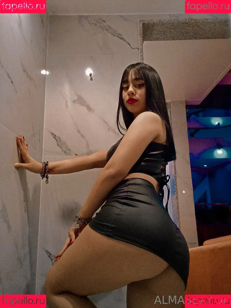 almasexy.of Onlyfans Photo Gallery 