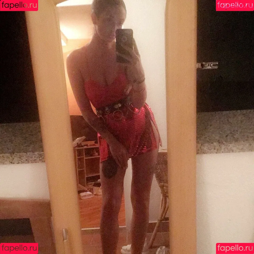 Cara-Leigh Brindley Onlyfans Photo Gallery 