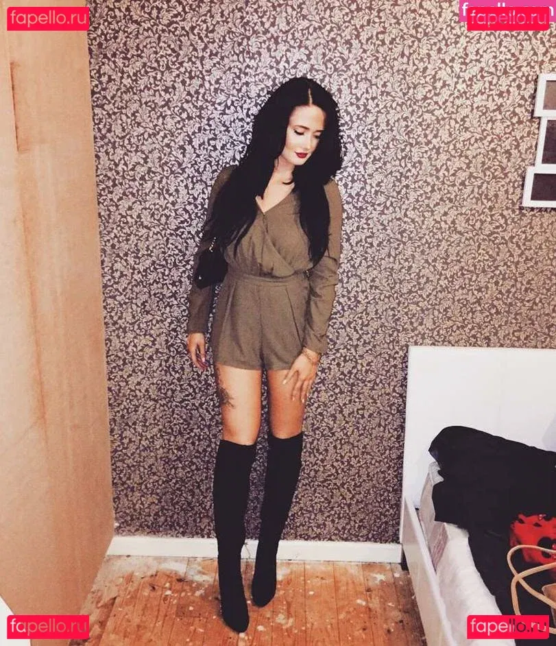 Cara-Leigh Brindley Onlyfans Photo Gallery 