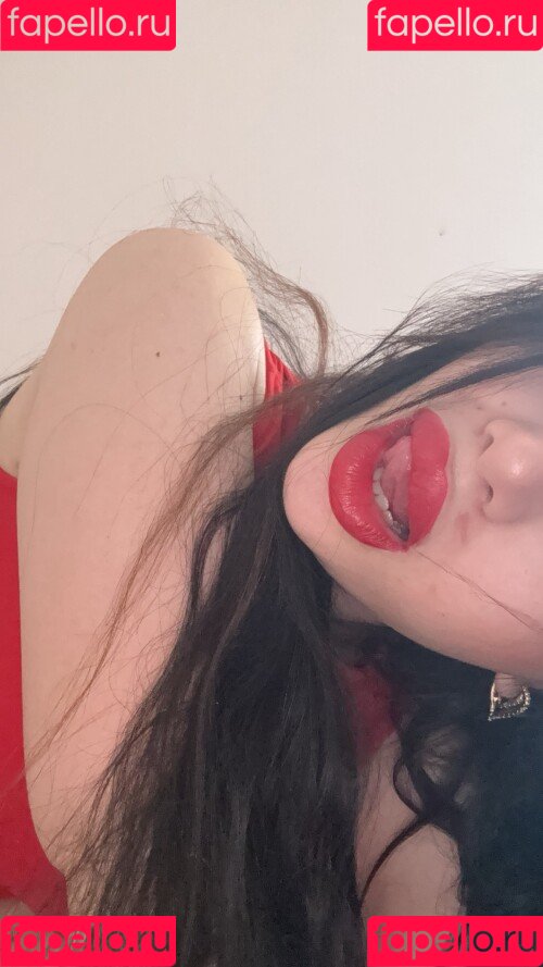 Nururkmz Onlyfans Photo Gallery 