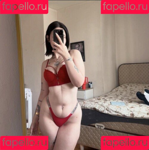 Nururkmz Onlyfans Photo Gallery 