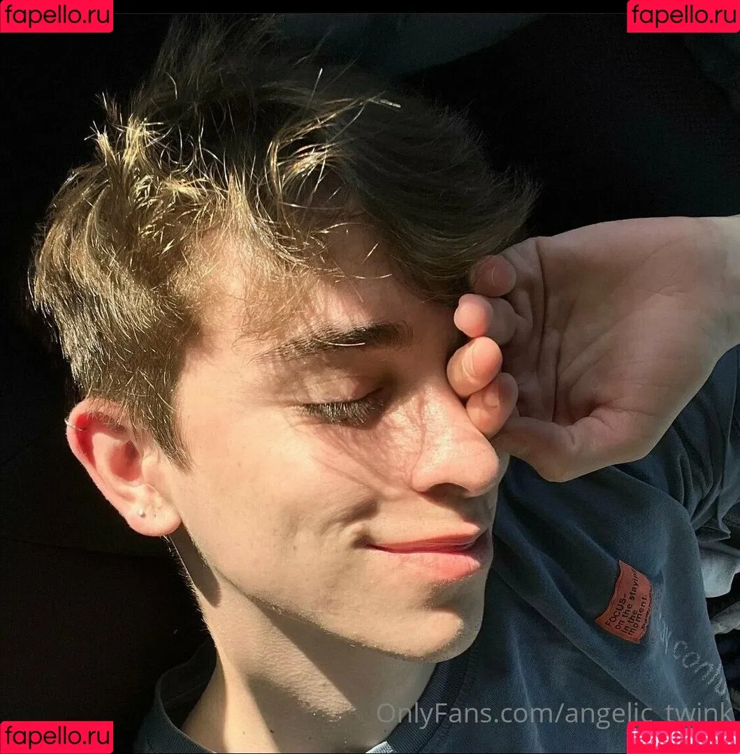 mxchcuevas Onlyfans Photo Gallery 