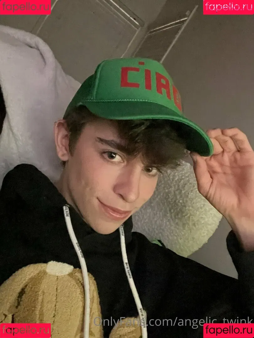 mxchcuevas Onlyfans Photo Gallery 