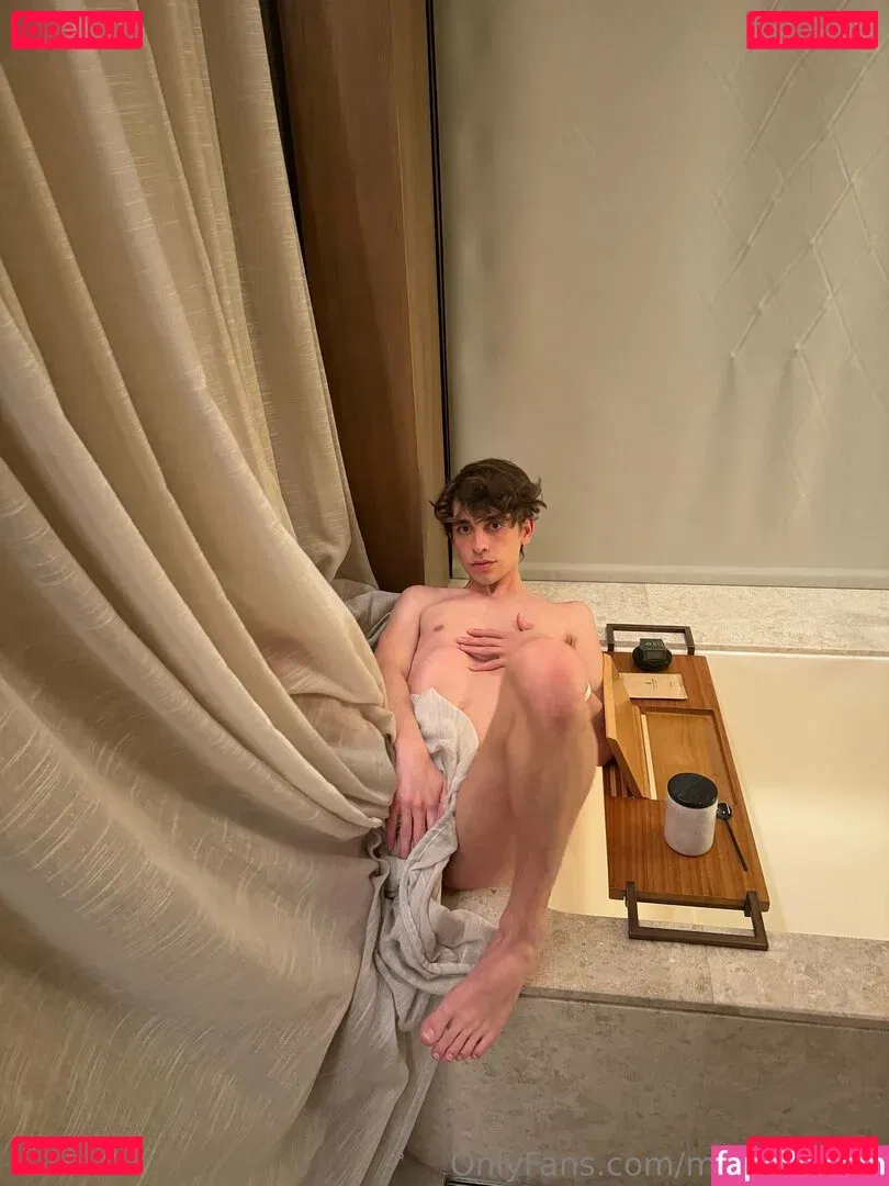 mxchcuevas Onlyfans Photo Gallery 