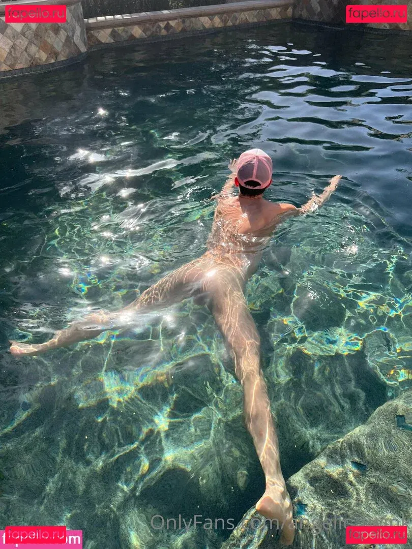 mxchcuevas Onlyfans Photo Gallery 