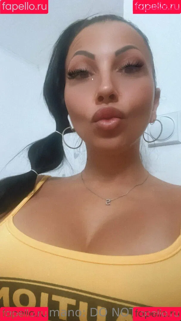 lanaromano Onlyfans Photo Gallery 