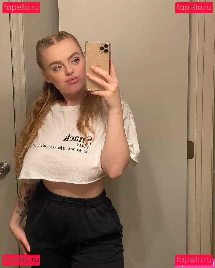 Tylor Richardson Onlyfans Photo Gallery 