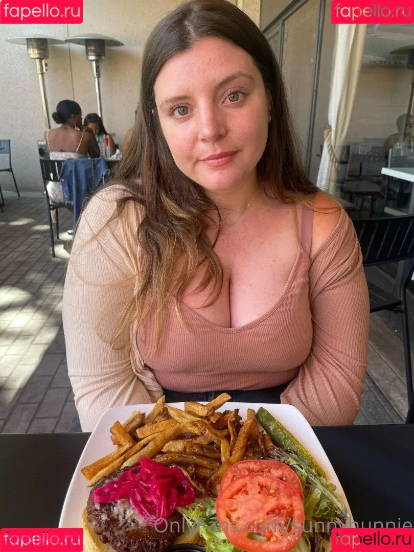 Sunnyhunnie Onlyfans Photo Gallery 
