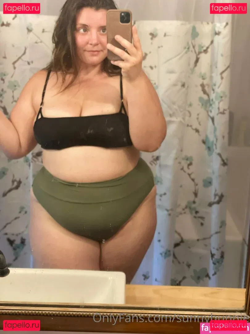 Sunnyhunnie Onlyfans Photo Gallery 