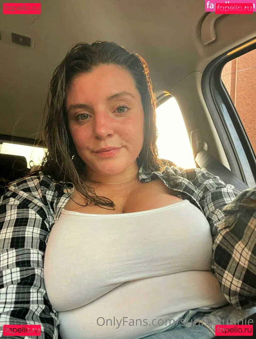Sunnyhunnie Onlyfans Photo Gallery 