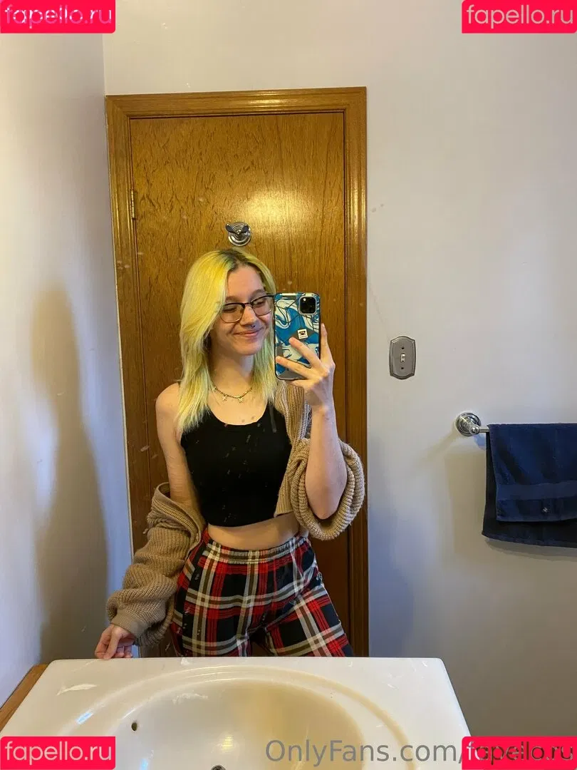 hentaifaye Onlyfans Photo Gallery 