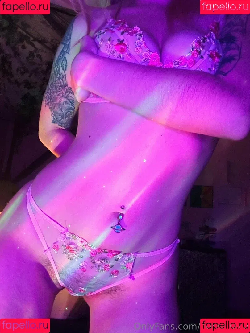 hentaifaye Onlyfans Photo Gallery 