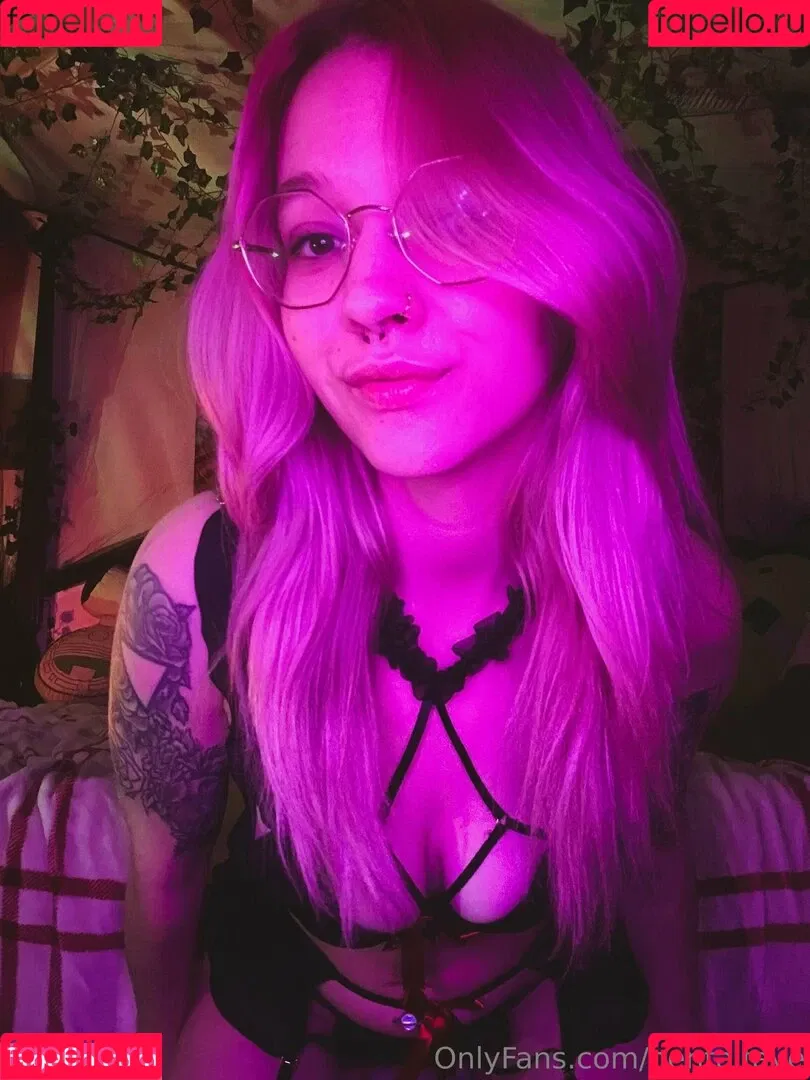 hentaifaye Onlyfans Photo Gallery 