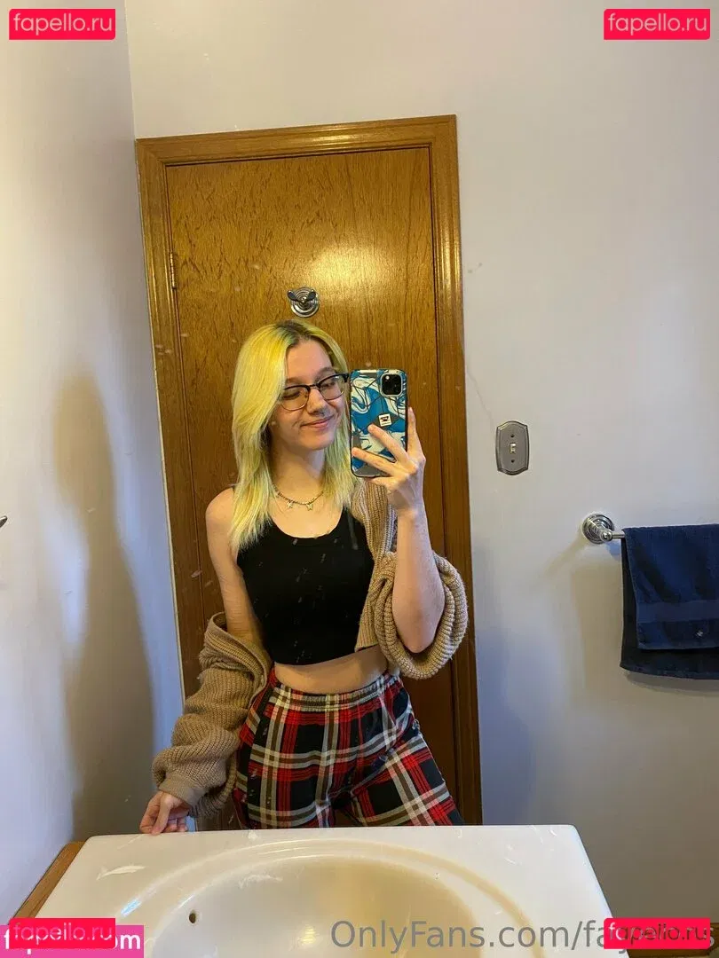 hentaifaye Onlyfans Photo Gallery 