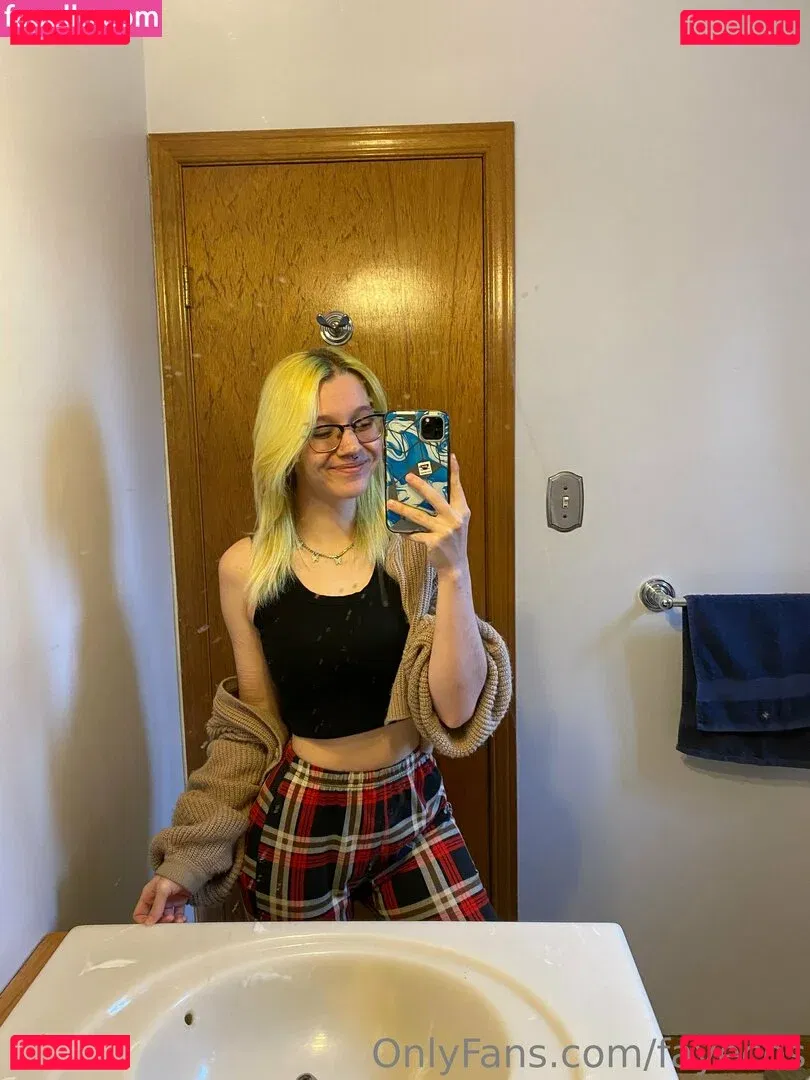 hentaifaye Onlyfans Photo Gallery 