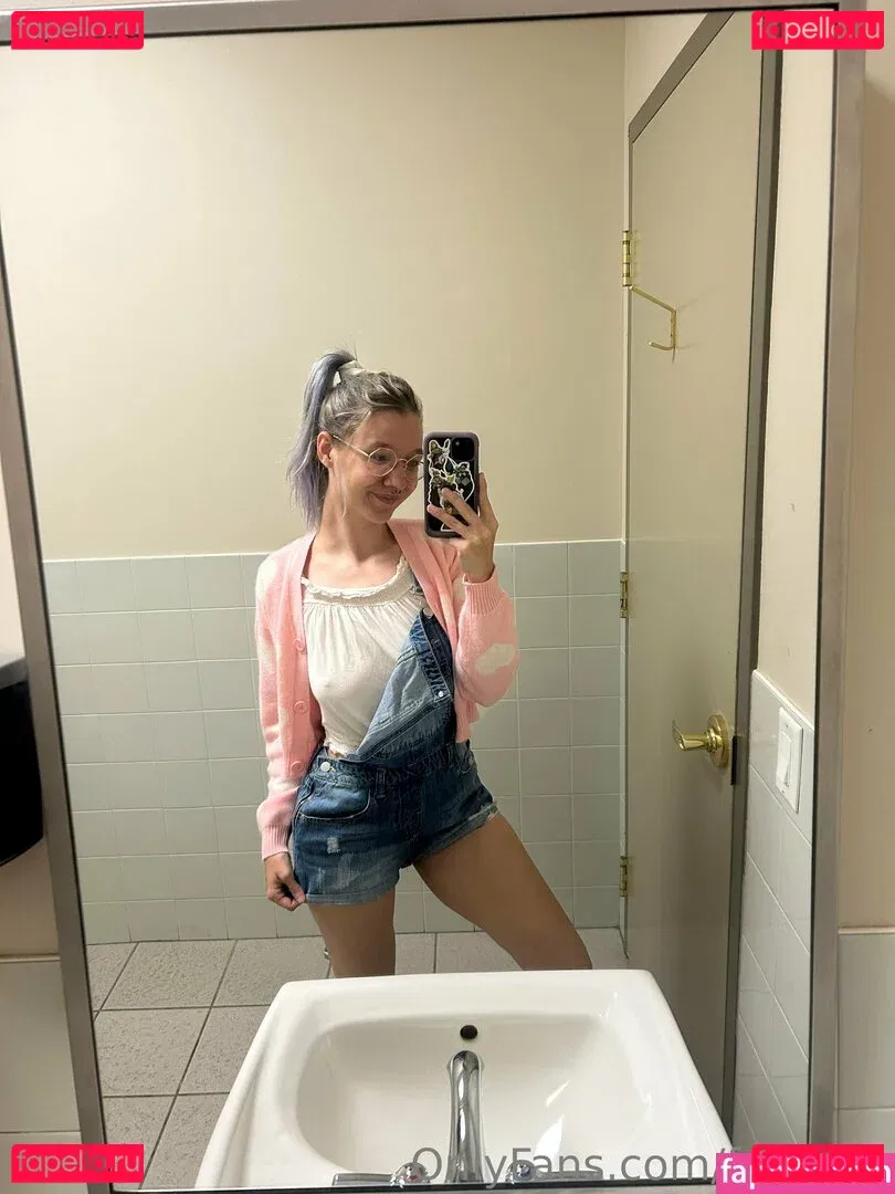 hentaifaye Onlyfans Photo Gallery 