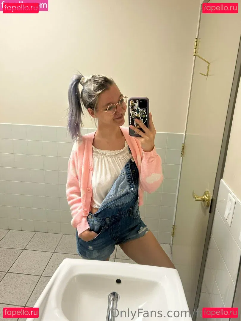 hentaifaye Onlyfans Photo Gallery 