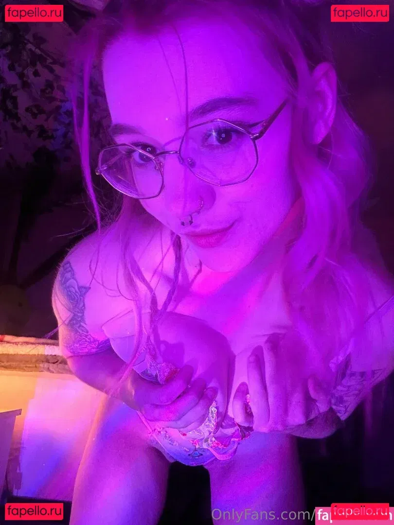 hentaifaye Onlyfans Photo Gallery 