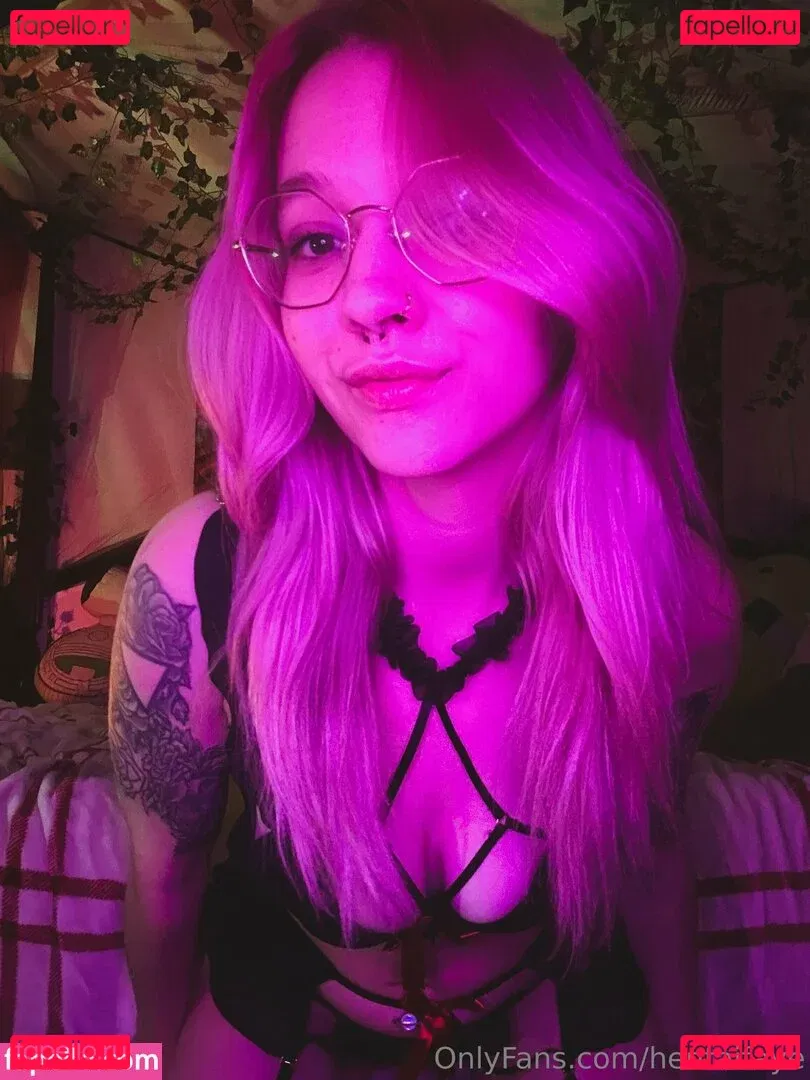 hentaifaye Onlyfans Photo Gallery 