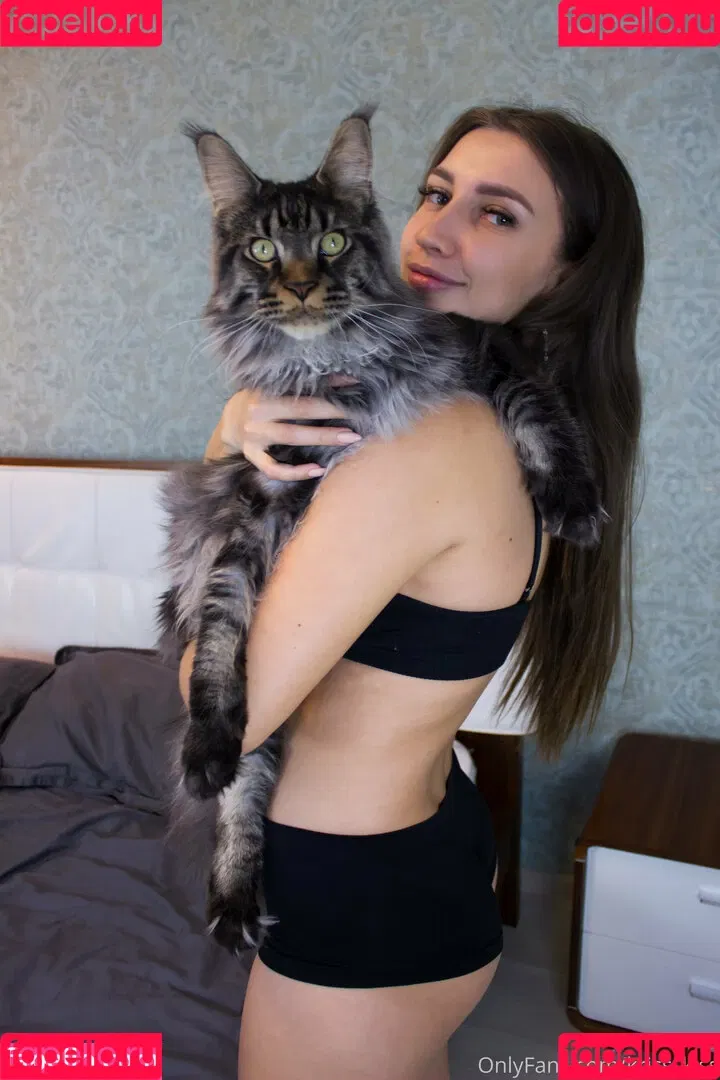 Kriss Kiss Onlyfans Photo Gallery 