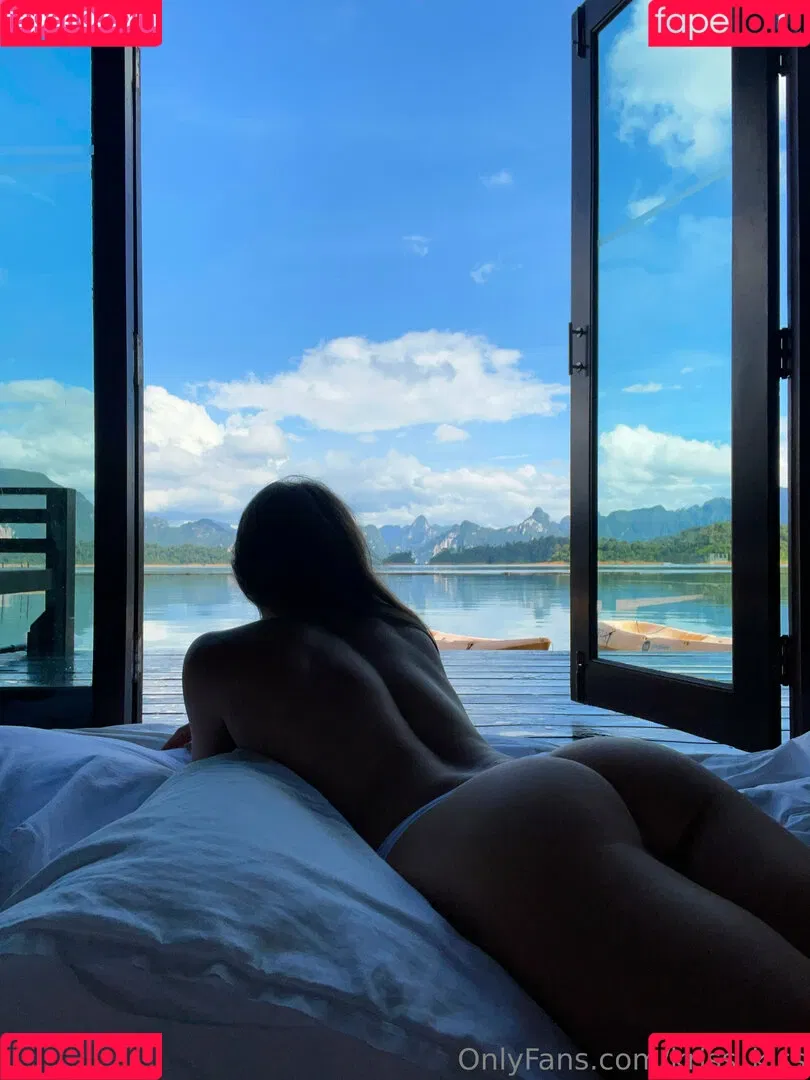 Kriss Kiss Onlyfans Photo Gallery 
