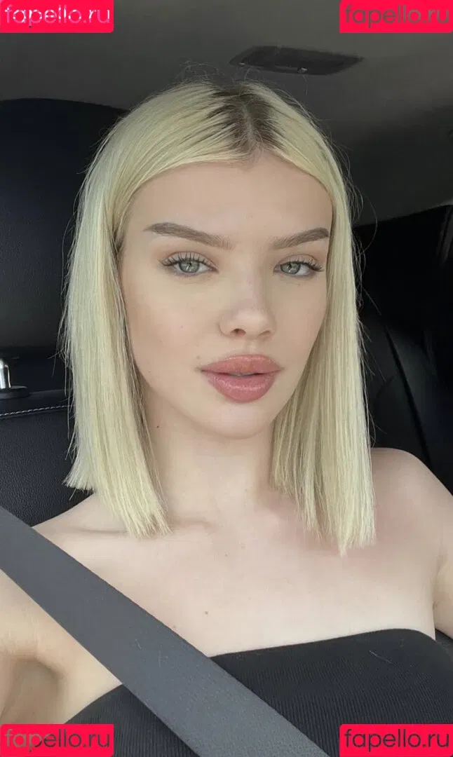 Melina Celine Onlyfans Photo Gallery 