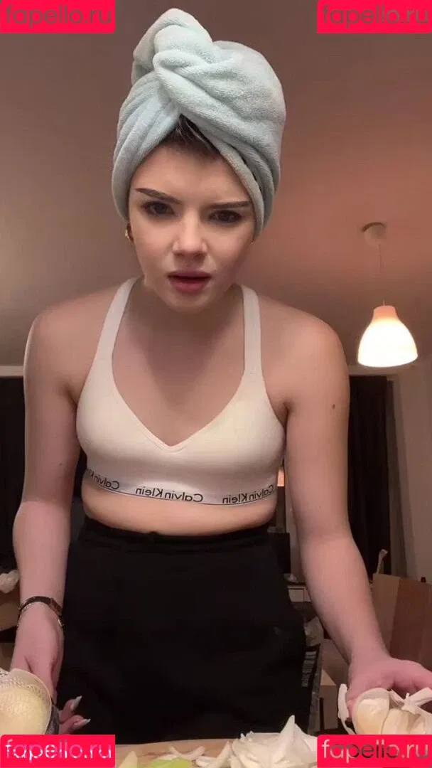 Melina Celine Onlyfans Photo Gallery 