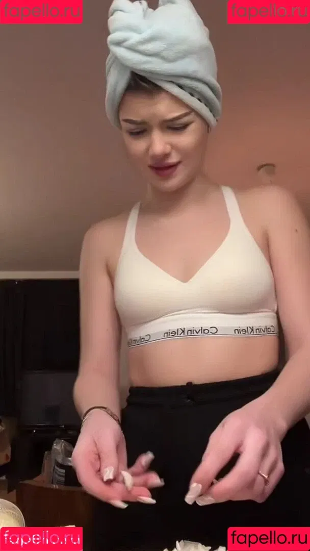 Melina Celine Onlyfans Photo Gallery 
