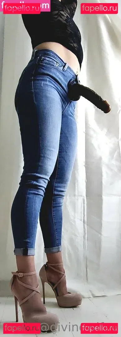 divinewifeyfree Onlyfans Photo Gallery 