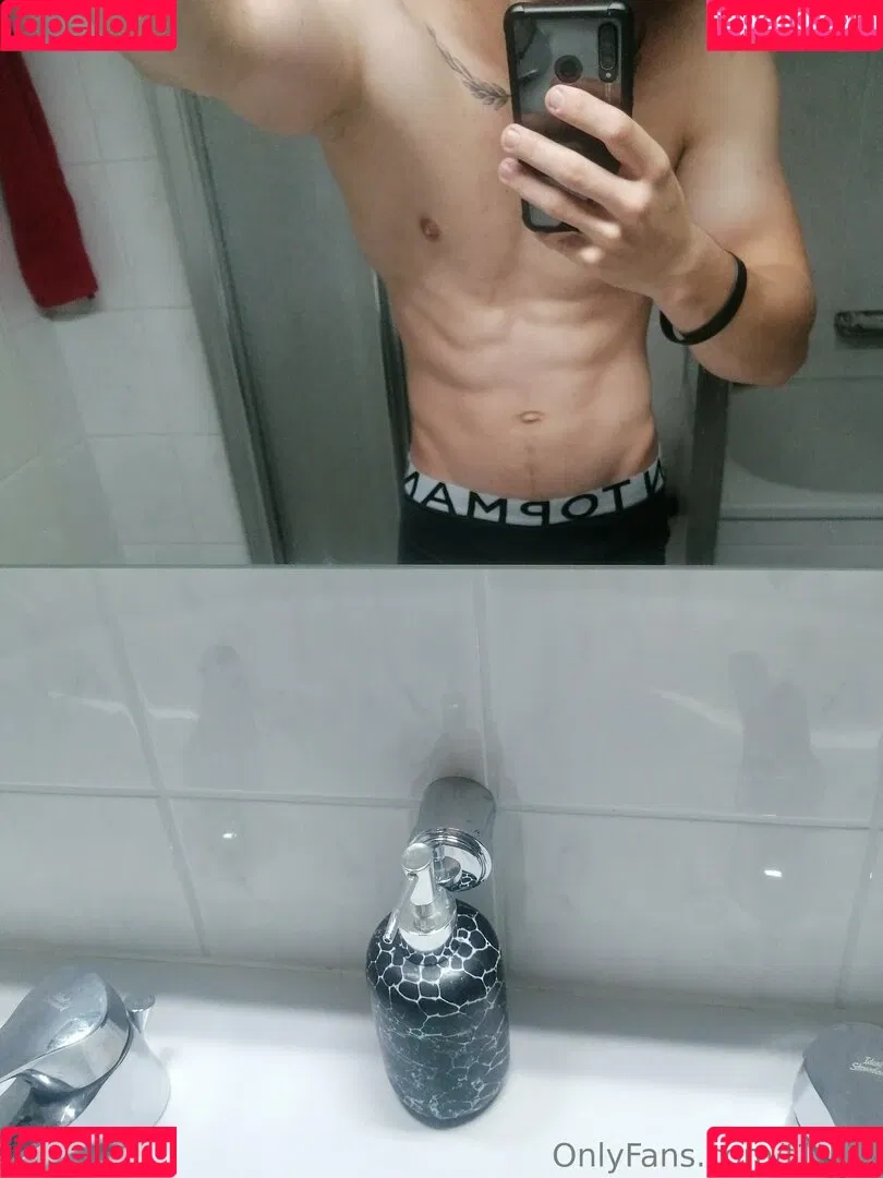 f1tk1t Onlyfans Photo Gallery 