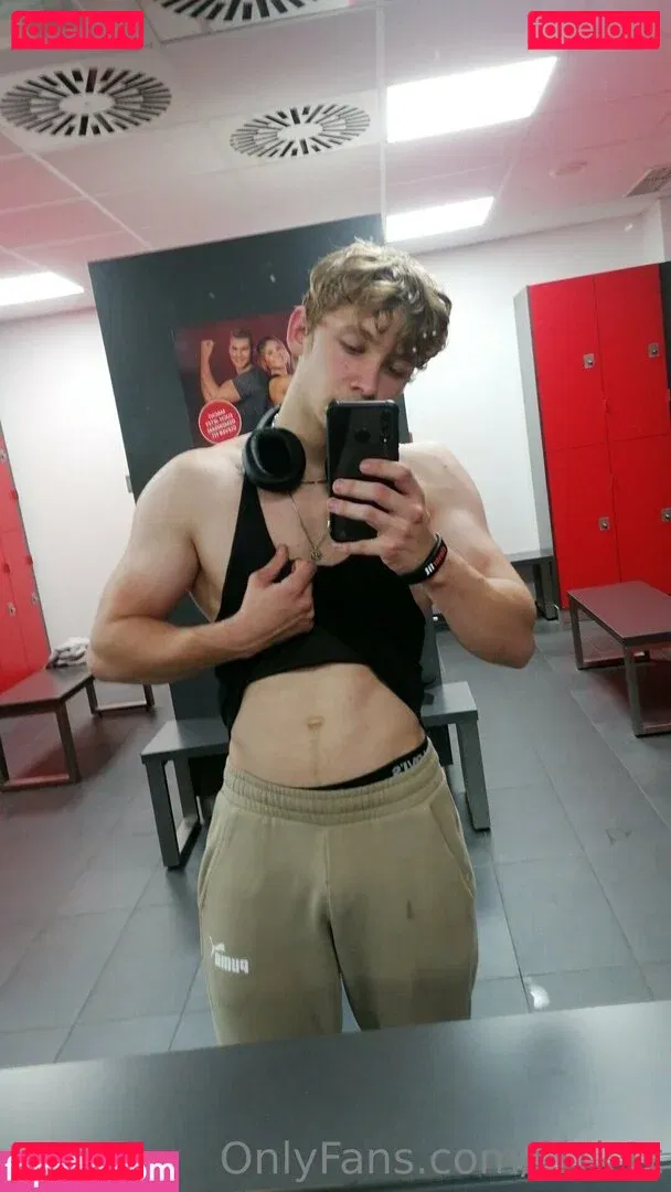 f1tk1t Onlyfans Photo Gallery 